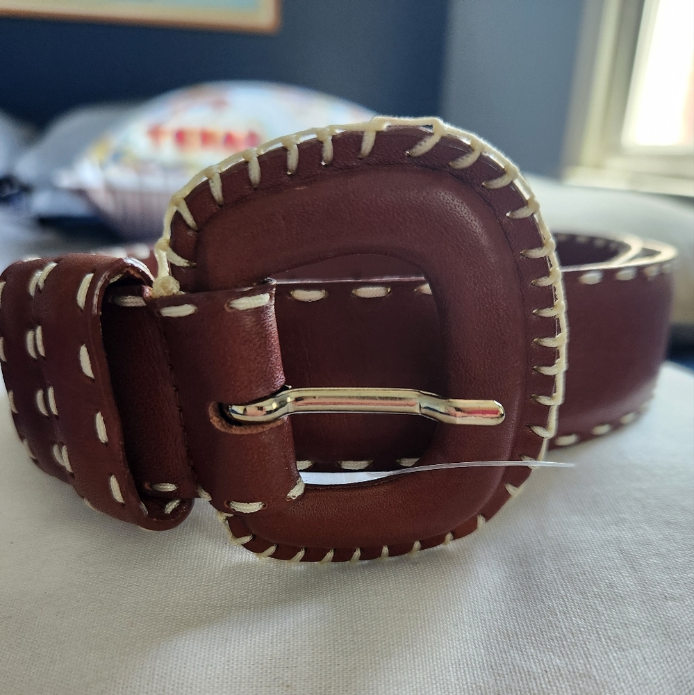 Talbots Tan Leather Belt with Contrast Stitching - NWT - Medium